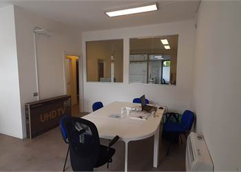 Locale Commerciale in Affitto Rovereto- 